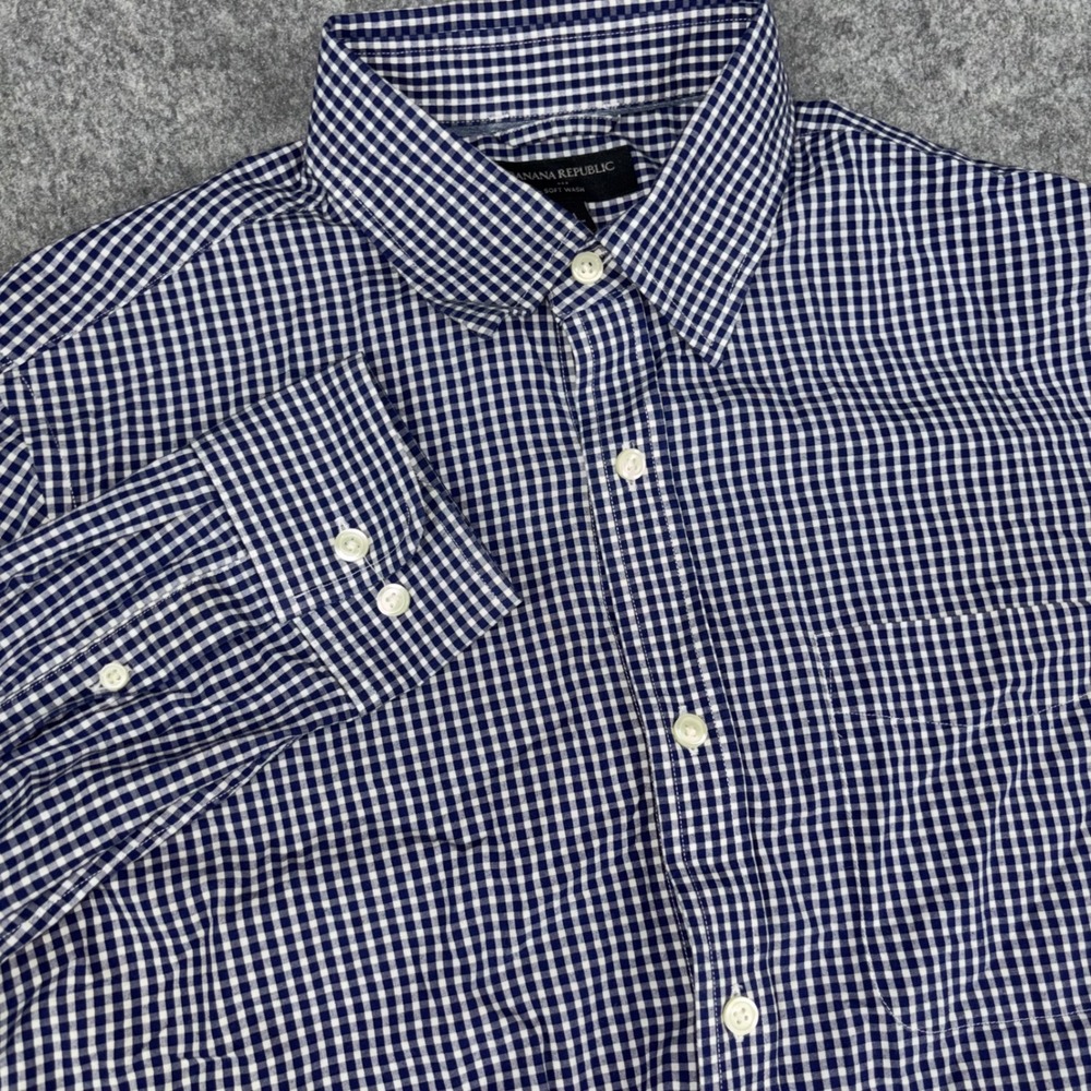 Banana Republic Soft Wash Shirt Mens Medium Gingham Button Down Navy Blue White